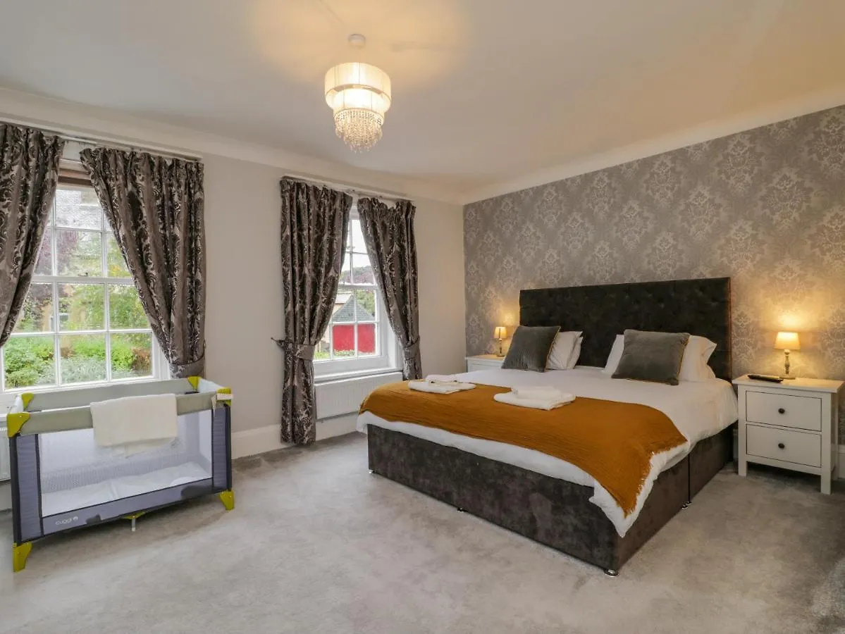 Villa 1 Deepdale Avenue Scarborough